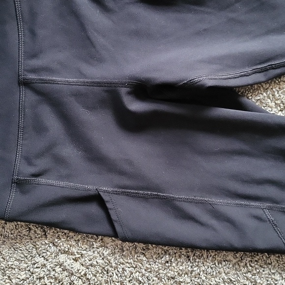 SALE--American Eagle The everything pocket legging - Picture 3 of 5
